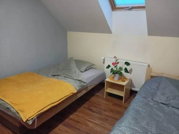 Slowikowy Zakatek * Meszna